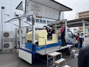 シートベルトモザイクタイトルなし